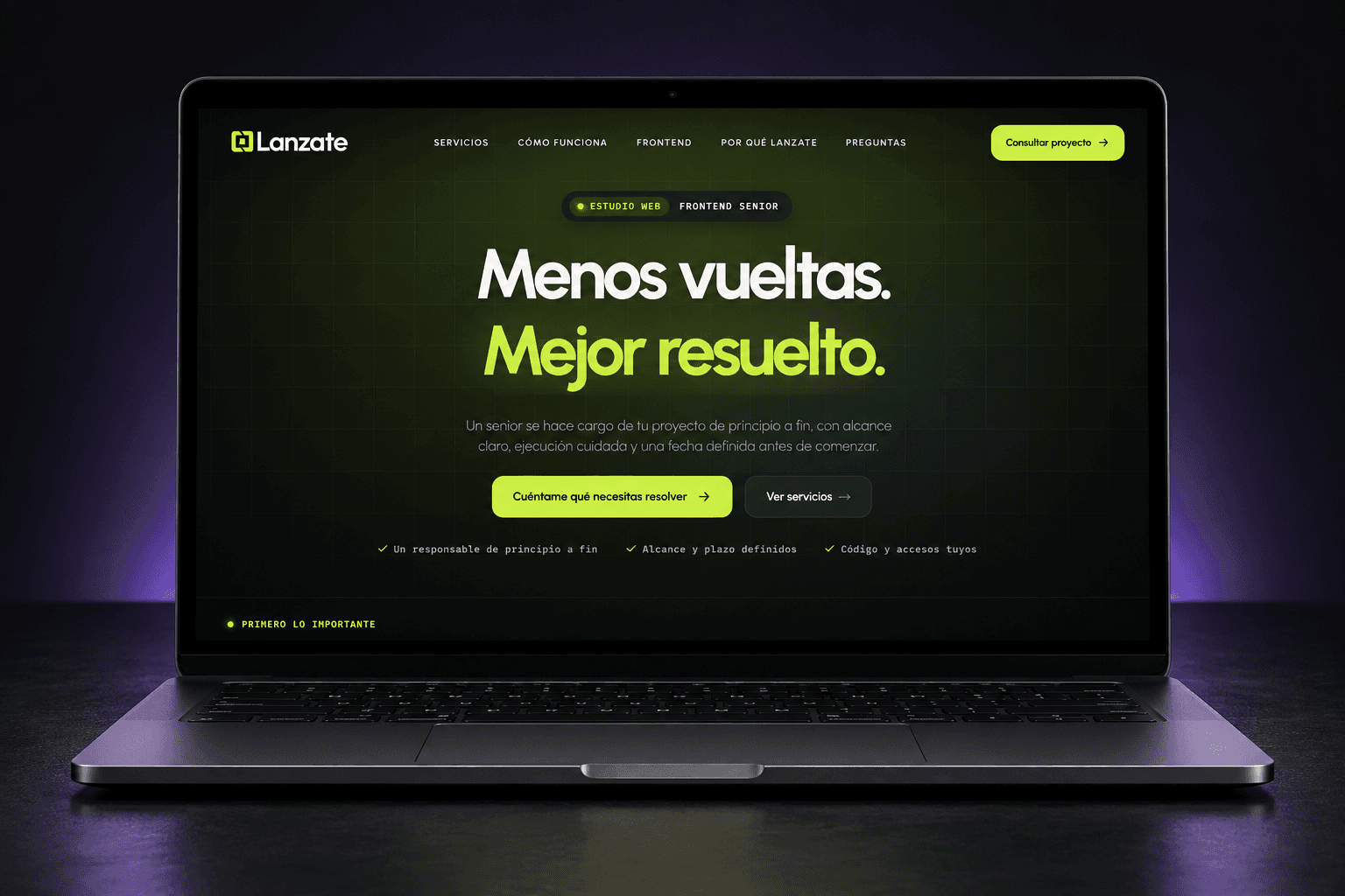 Lánzate presentado en un portátil, con su sitio web abierto.